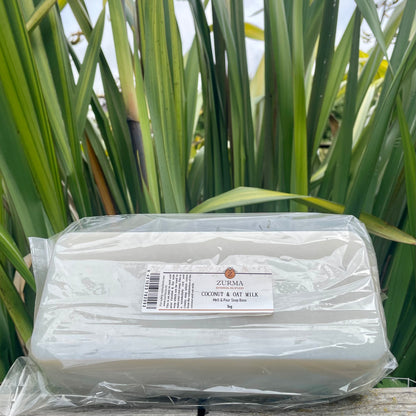 Melt & Pour Coconut with Oat Milk NZ Soap 1kg